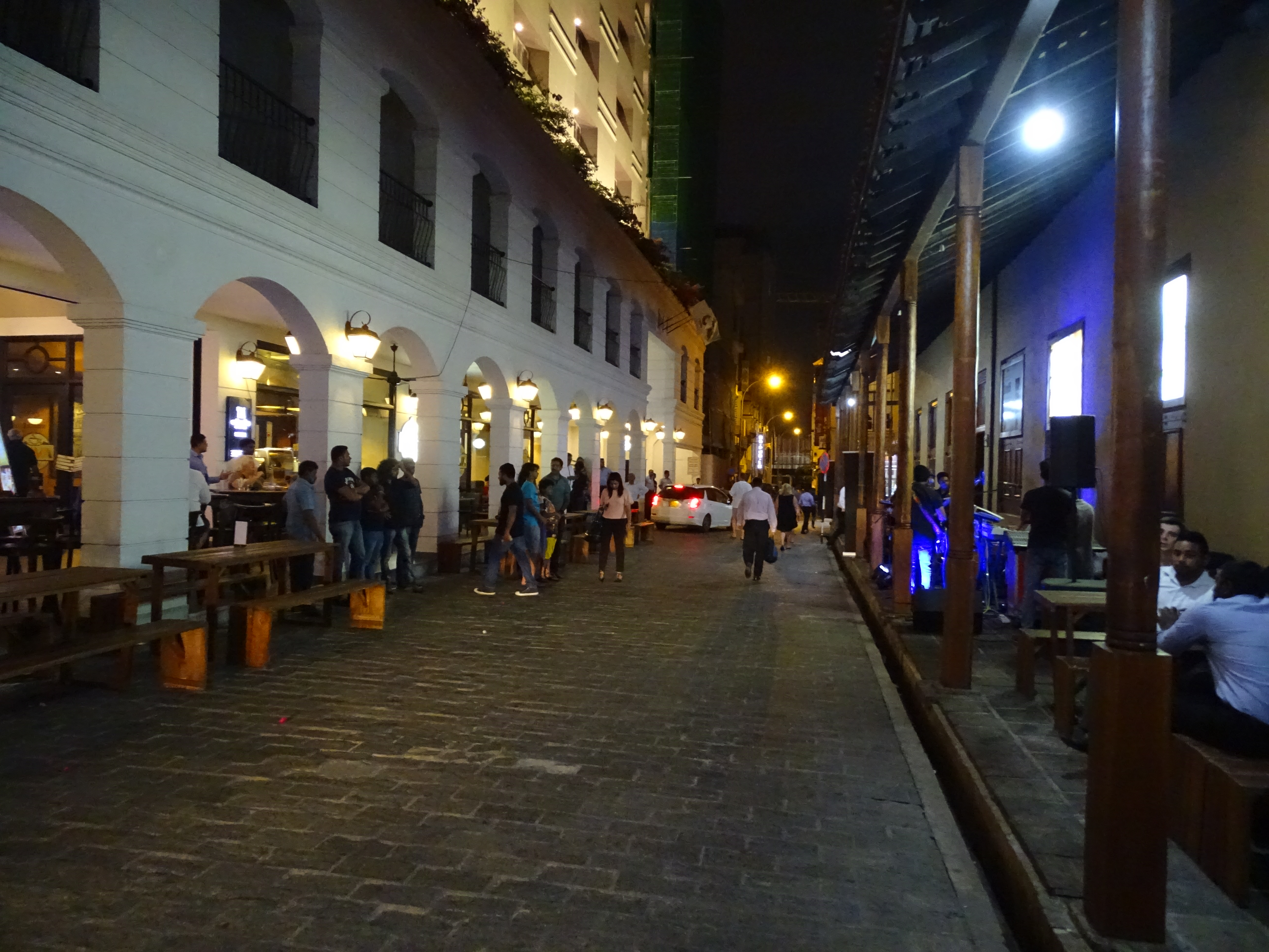 colombo night